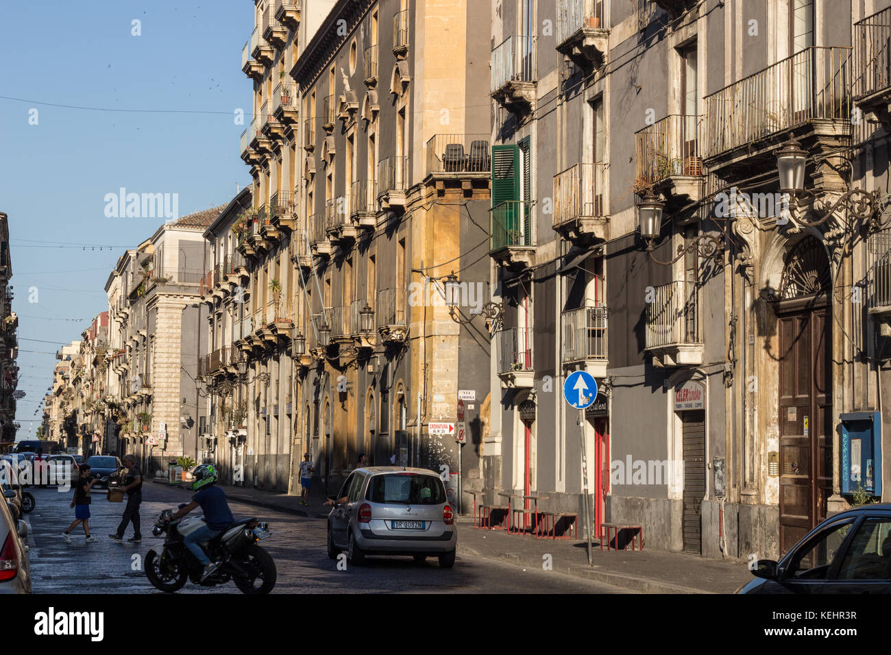 Strada di Catania, Sicilia Foto Stock