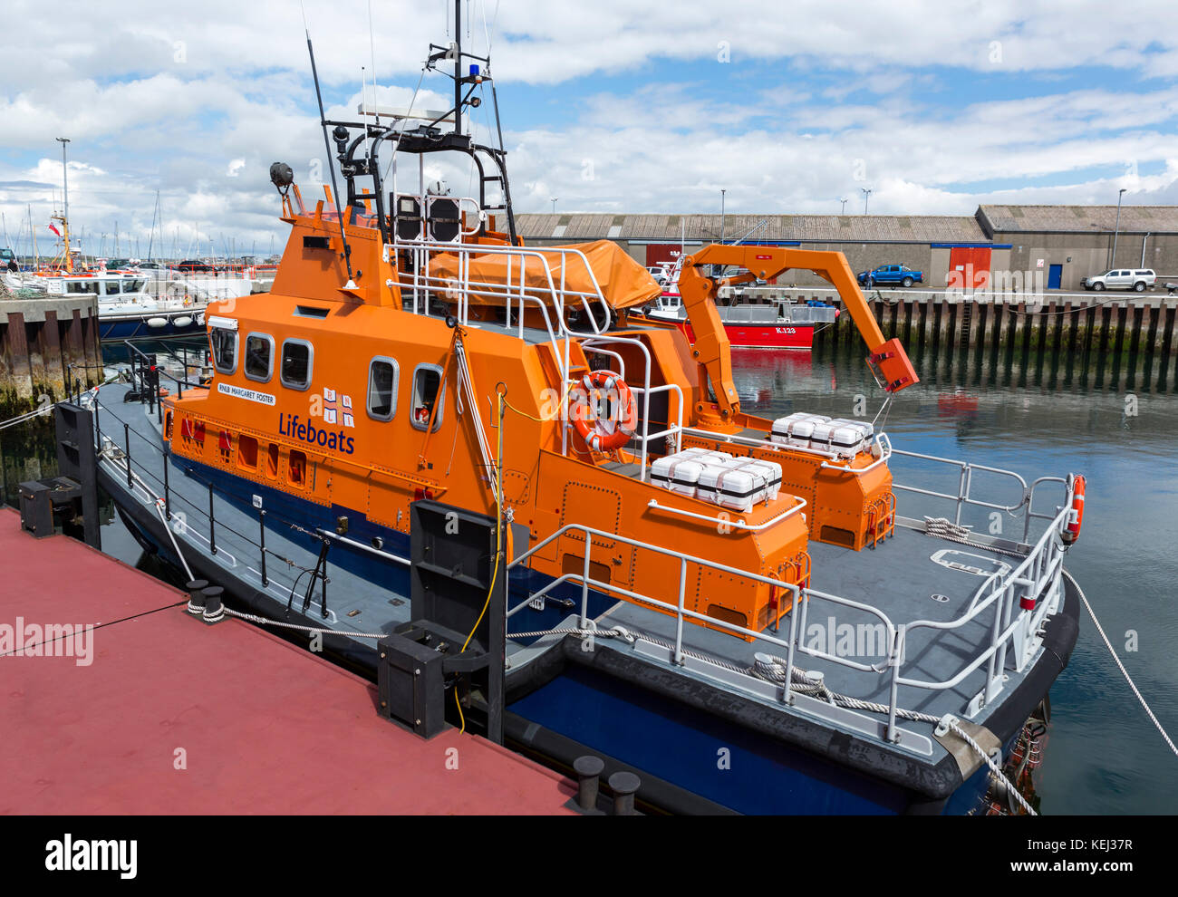 RNLI Severn scialuppa di salvataggio di classe 'RNLB Margaret Foster' nel porto di Kirkwall, Continentale, Orkney, Scotland, Regno Unito Foto Stock