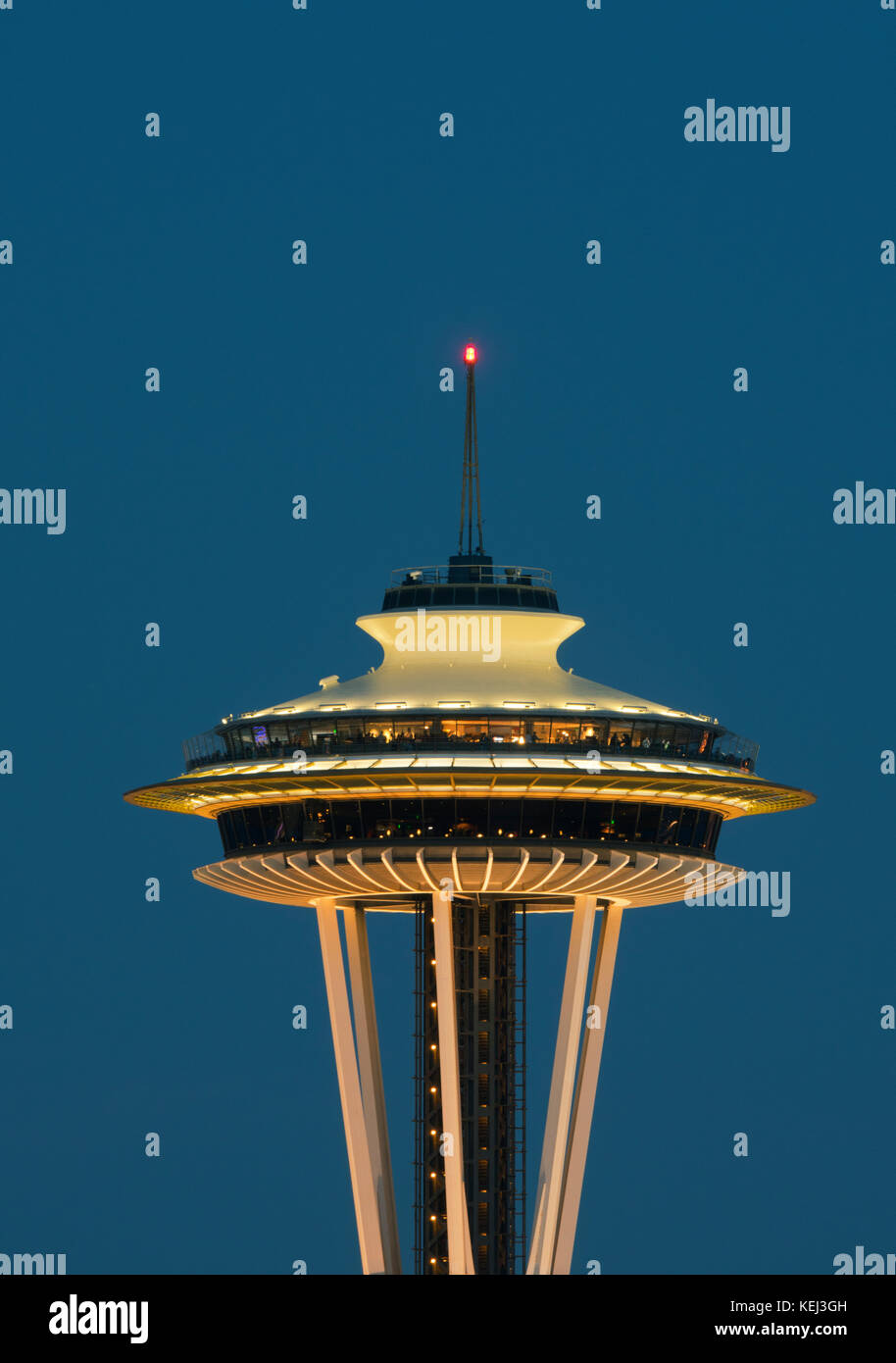 Lo Space Needle al crepuscolo, Seattle Foto Stock