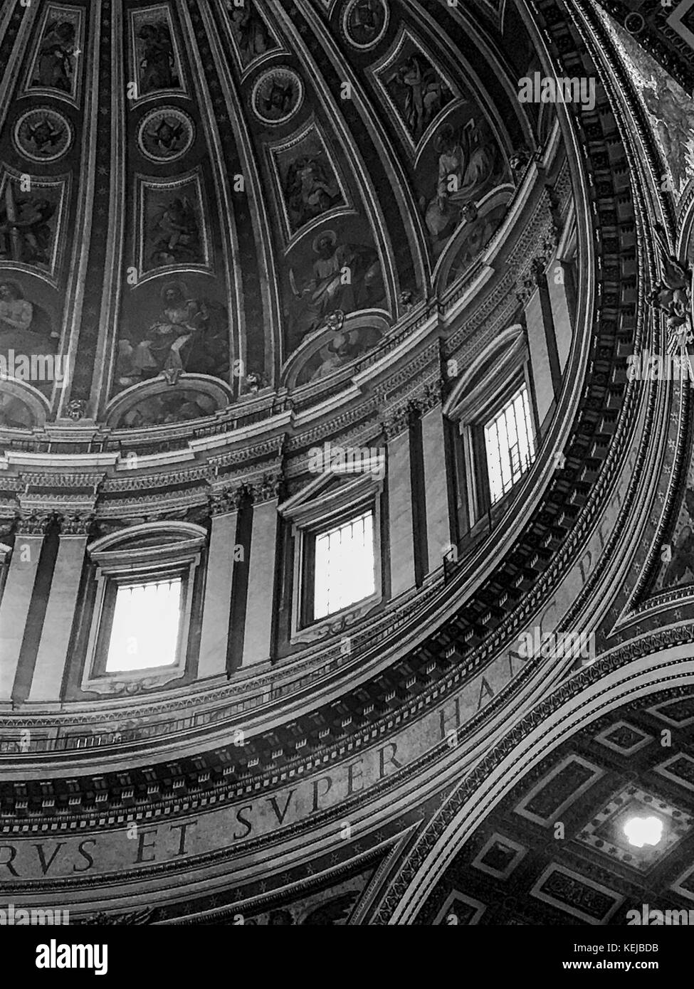 Cupola della Basilica di San Pietro in Vaticano a Roma Foto Stock