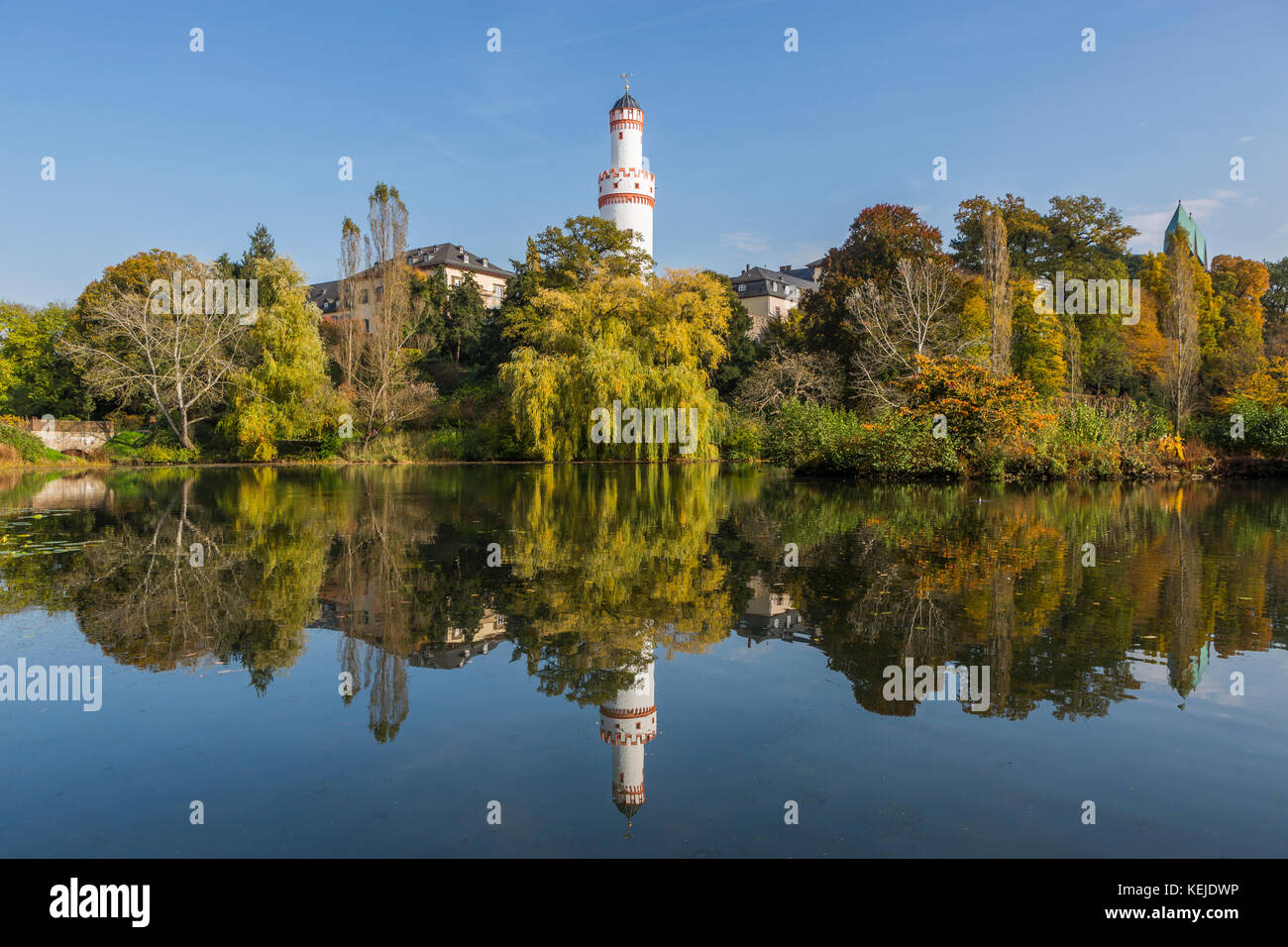 Il castello di Landgravio con torre bianca a Bad Homburg vor der Höhe, città termale in Germania Foto Stock