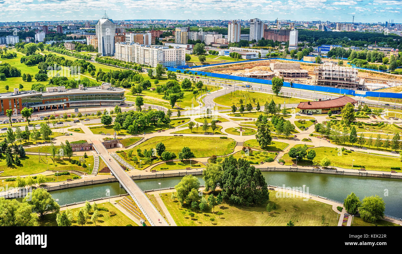 Minsk, Bielorussia: multi-case memorizzate nella parte nuova della città Foto Stock Minsk, Bielorussia: multi-case memorizzate nella parte nuova della città Foto Stock