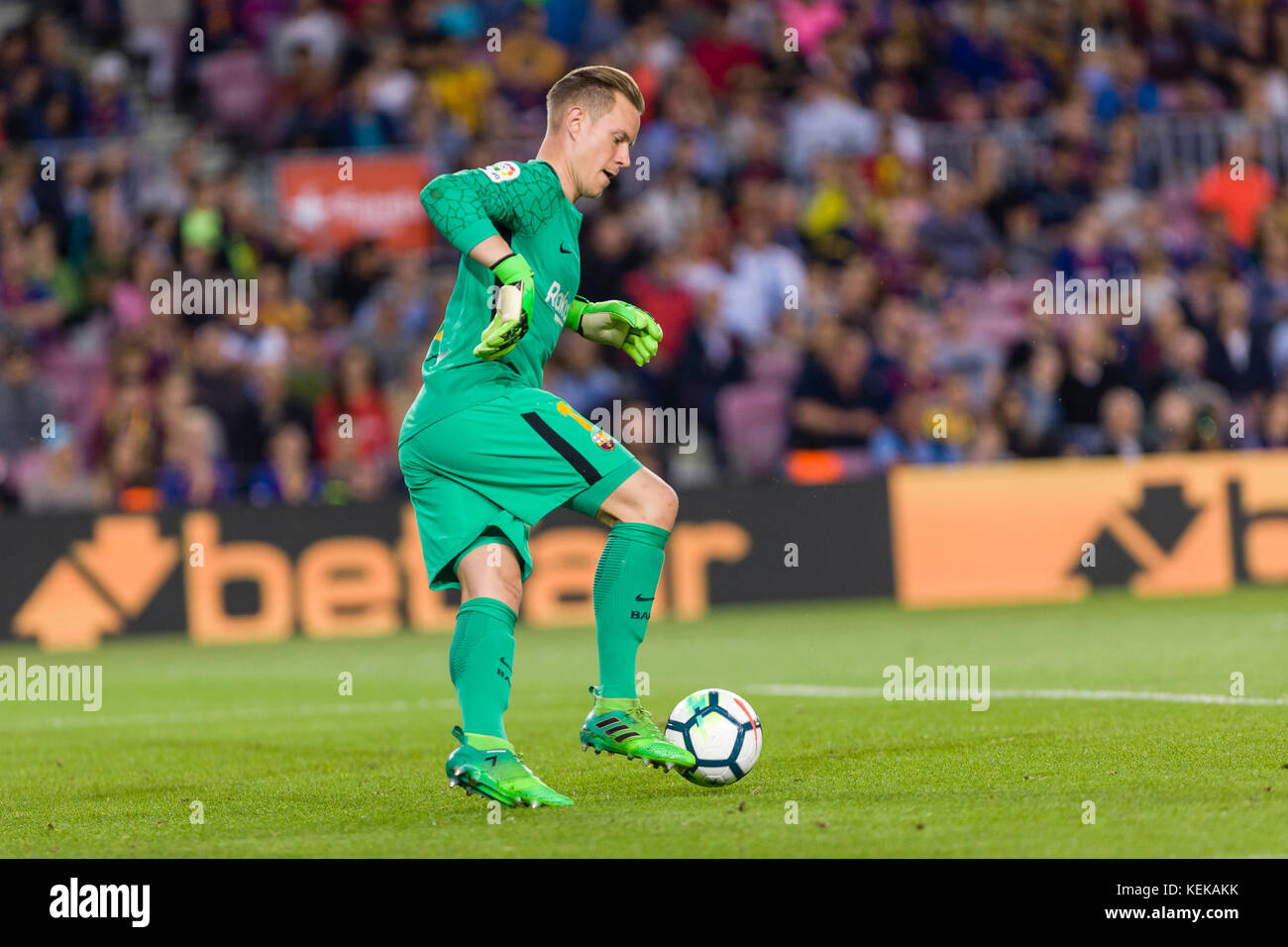 Spagna - 21 ottobre: Marc-andré ter Stegen durante il match tra FC Barcelona contro Malaga CF, per il round 9 della Liga Santander, giocato al Camp Nou Stadium il 21 ottobre 2017 a Barcellona, Spagna. (Credit: Urbanandsport/Gtres Online) Credito: Gtres Información más Comuniación on line, S.L./Alamy Live News Foto Stock