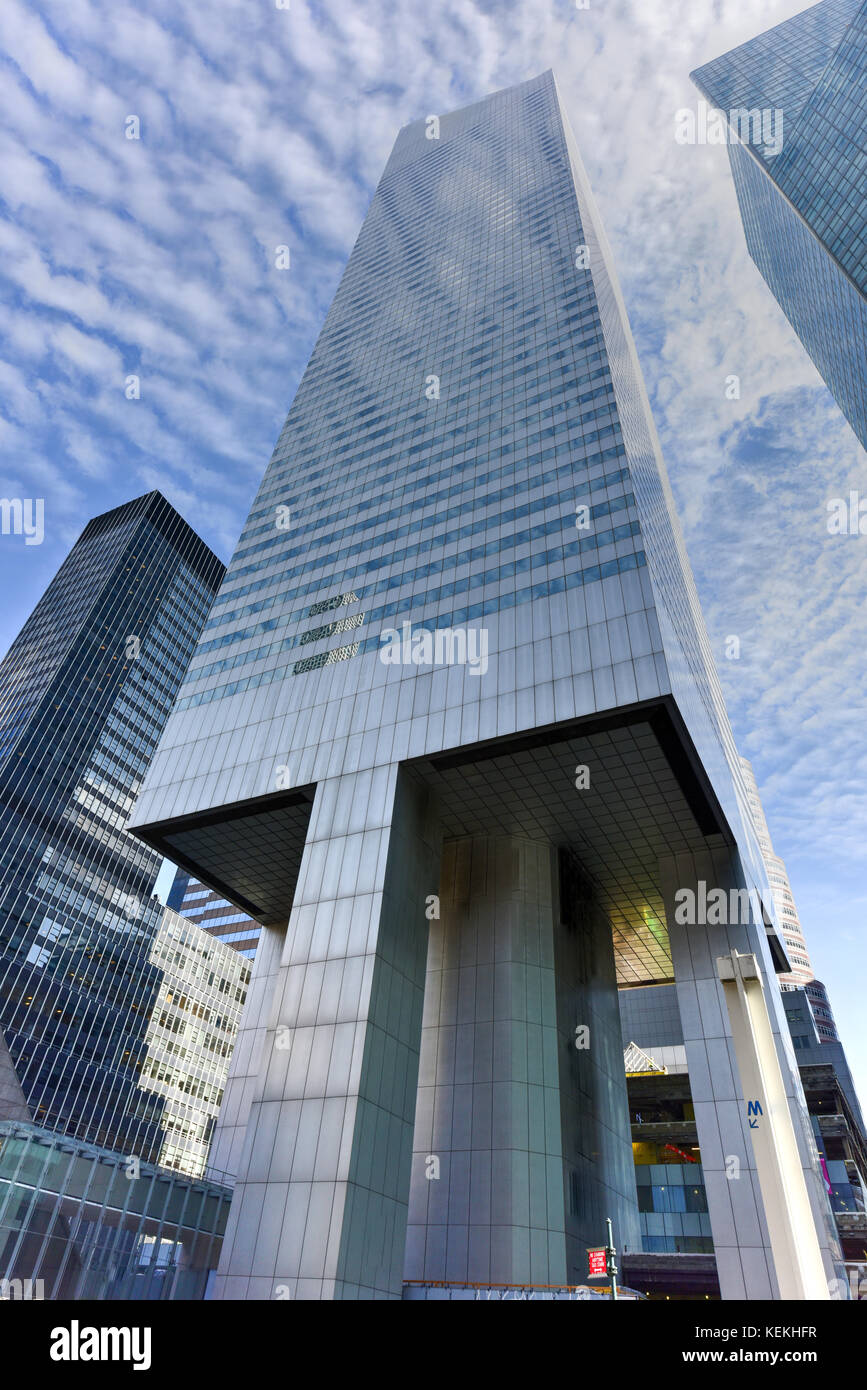 New York City - 11 ottobre 2017: la citigroup Centre (ex citicorp center e ora noto come il suo indirizzo, 601 Lexington Avenue) torre di uffici in n Foto Stock