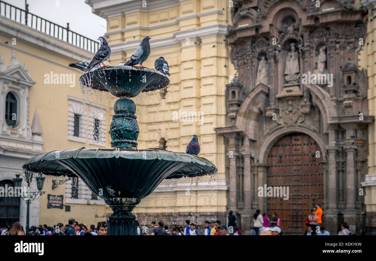 Lima è la capitale e la più grande città del Perù. Foto Stock