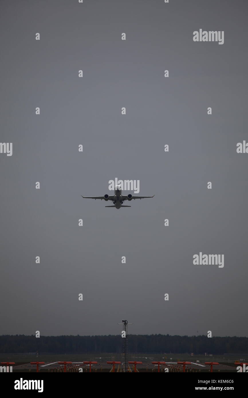 Piano di decollare aeroporto internazionale di riga Foto Stock