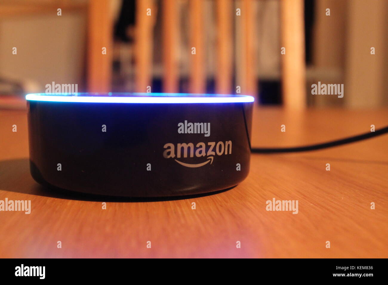 Alexa Eco Dot da Amazon Foto Stock