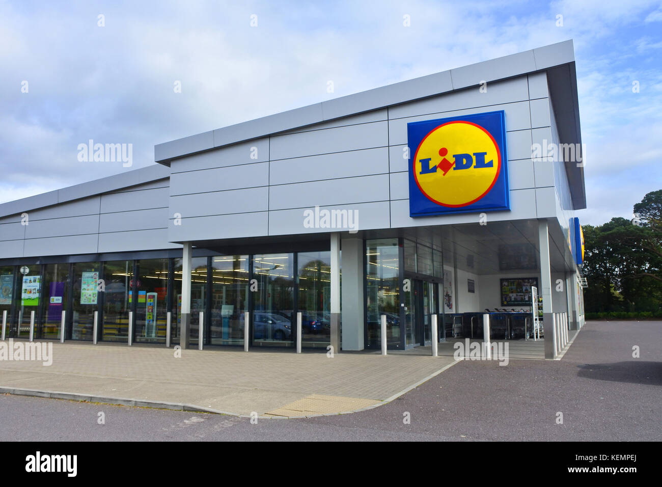 Supermercato Lidl, Kenmare, nella contea di Kerry, Irlanda - Giovanni Gollop Foto Stock