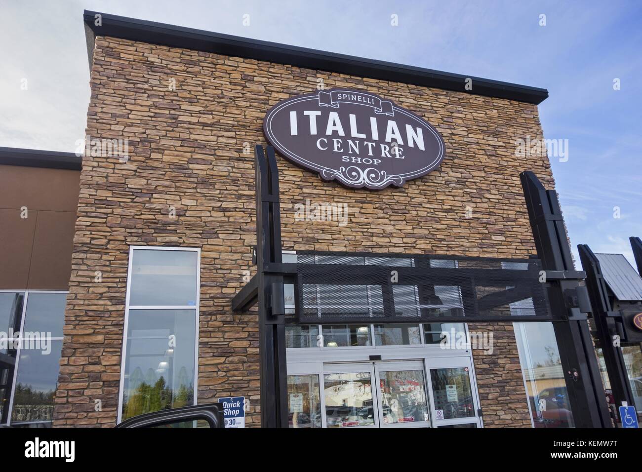 Spinelli centro italiano europeo di specialità alimentari e negozi di alimentari negozio di fronte a Fairmount shopping centre a sud di Calgary Foto Stock