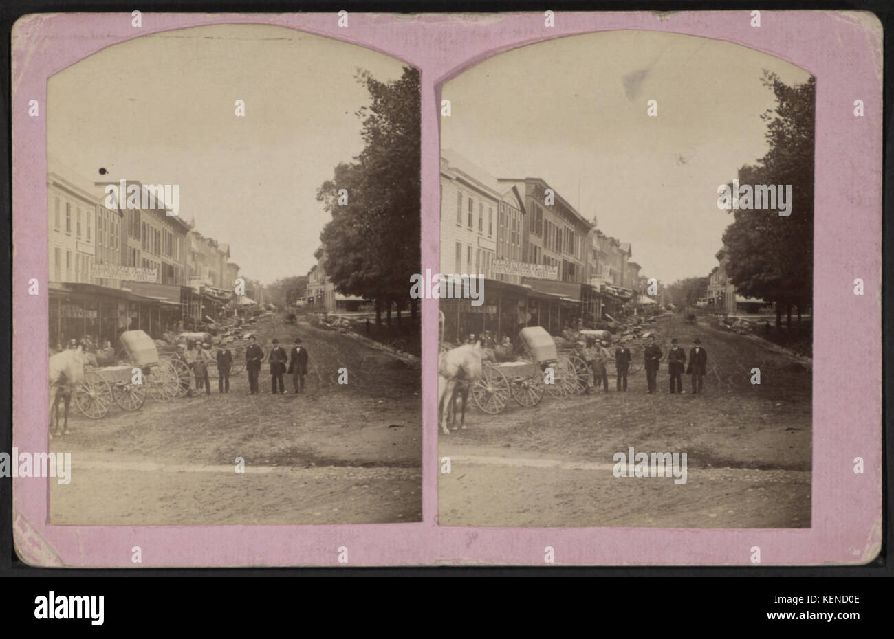 Scena di strada della contea di Sussex, da Robert N. Dennis raccolta di vista stereoscopica Foto Stock