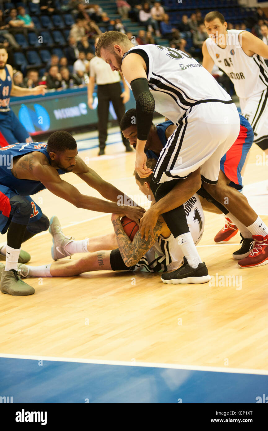 Mosca, Russia. 22 ottobre 2017. CSKA Moscow-Avtodor Saratov, Basketball VTB League, Thirst round, USK im Gomelskogo, Arena, Mosca, Russia credito: Konstantin Zismanov/Alamy Live News Foto Stock