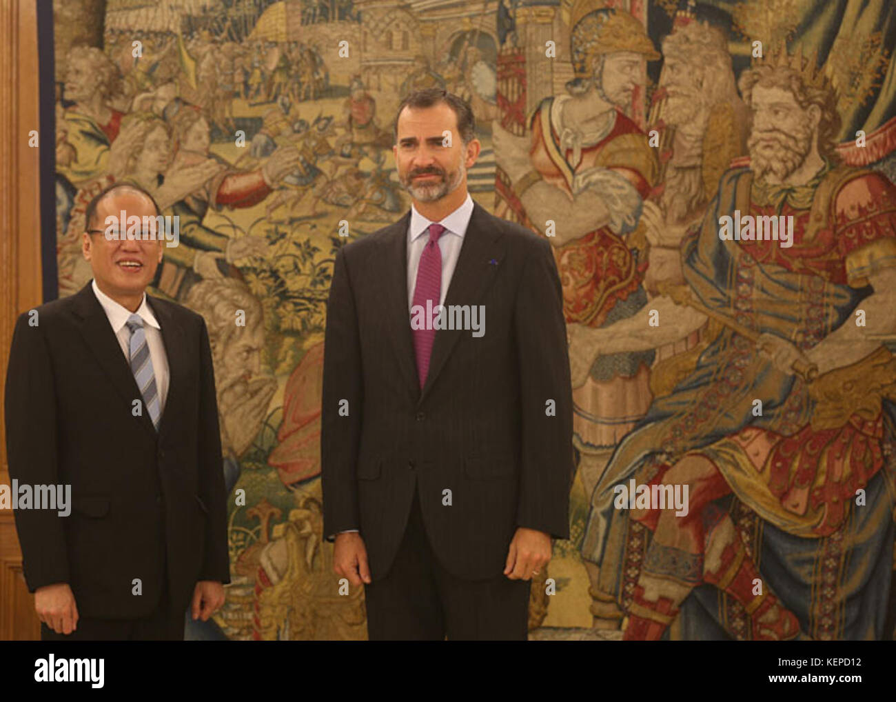 Questa immagine mostra Benigno Aquino III, l'ex presidente delle Filippine, e re Filippo vi di Spagna il 15 settembre 2014. Il loro incontro evidenzia le relazioni diplomatiche tra le due nazioni. Foto Stock