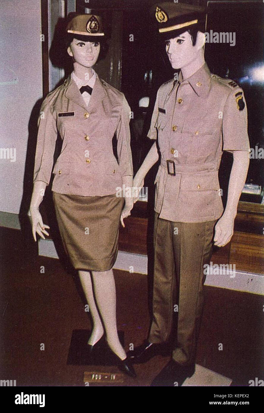 Il campo uniforme, Sekilas Lintas Kepolisian Republik Indonesia, p95 Foto Stock