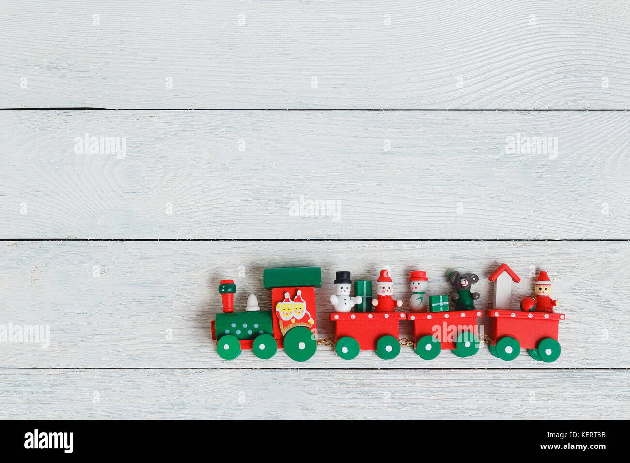Un vacanza meravigliosa treno di natale su uno sfondo bianco Foto Stock