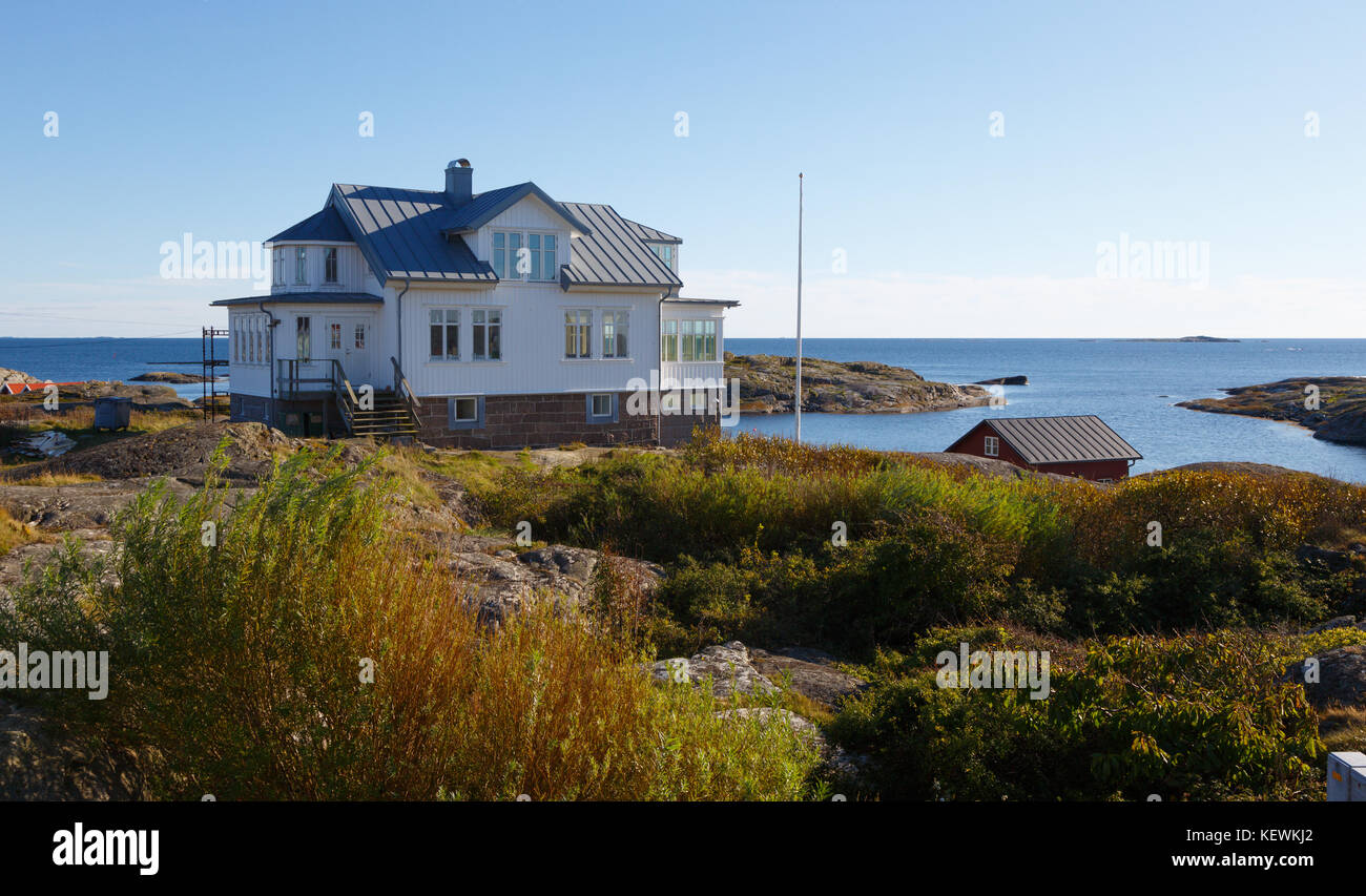 Estate case a Käringön a Swedish West Coast Foto Stock