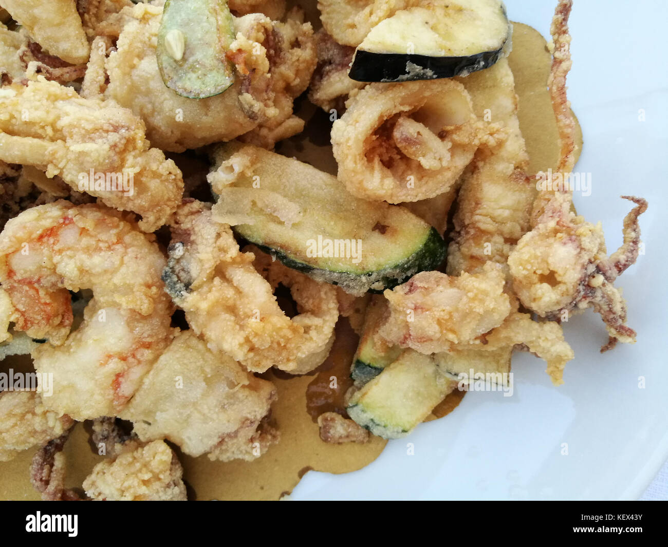 Misto di pesce fritto Foto Stock