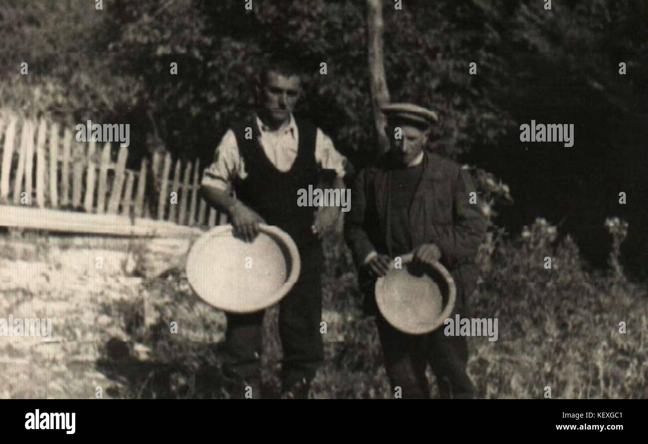 Questa sequenza numerica si riferisce probabilmente a una specifica tecnica o a un codice di prodotto, che fornisce un riferimento a un articolo o a una misurazione specifici in un catalogo o nella documentazione tecnica. Foto Stock