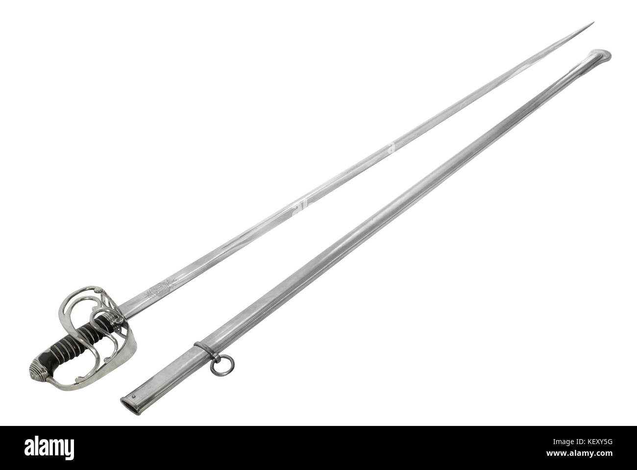 Spada di ufficiale francese. modello dell'anno 1882. non standard. Francia. con il percorso su sfondo bianco. Foto Stock