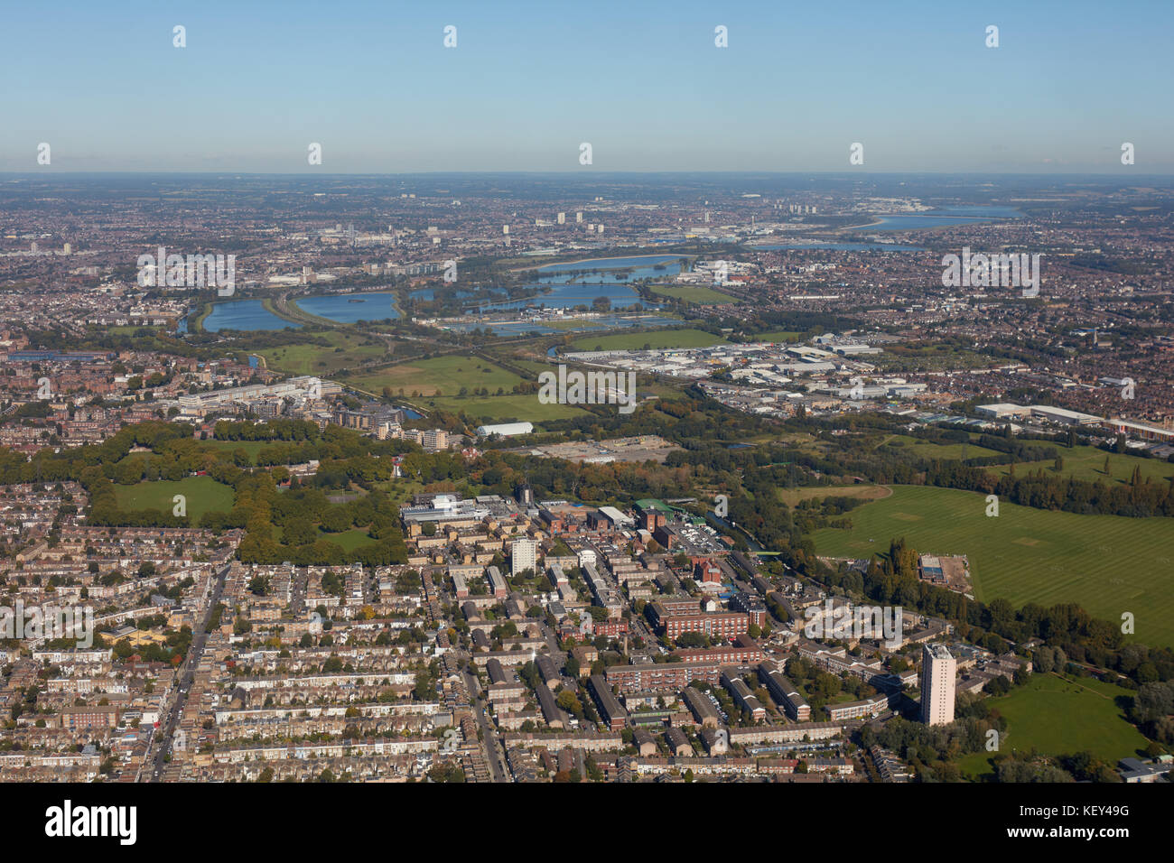 Una veduta aerea guardando dal vecchio Ford a nord fino alla Lea Valley verso Tottenham Foto Stock