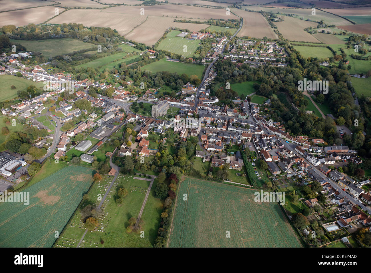 Una veduta aerea della Suffolk villaggio di Clare Foto Stock