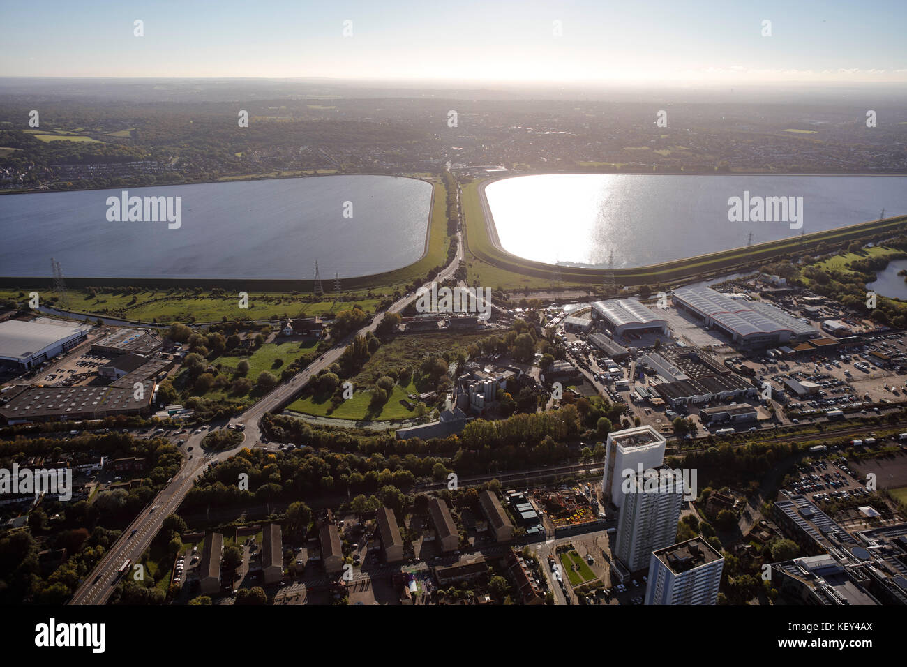 Una veduta aerea del re George serbatoio nell'Lea Valley, East London Foto Stock