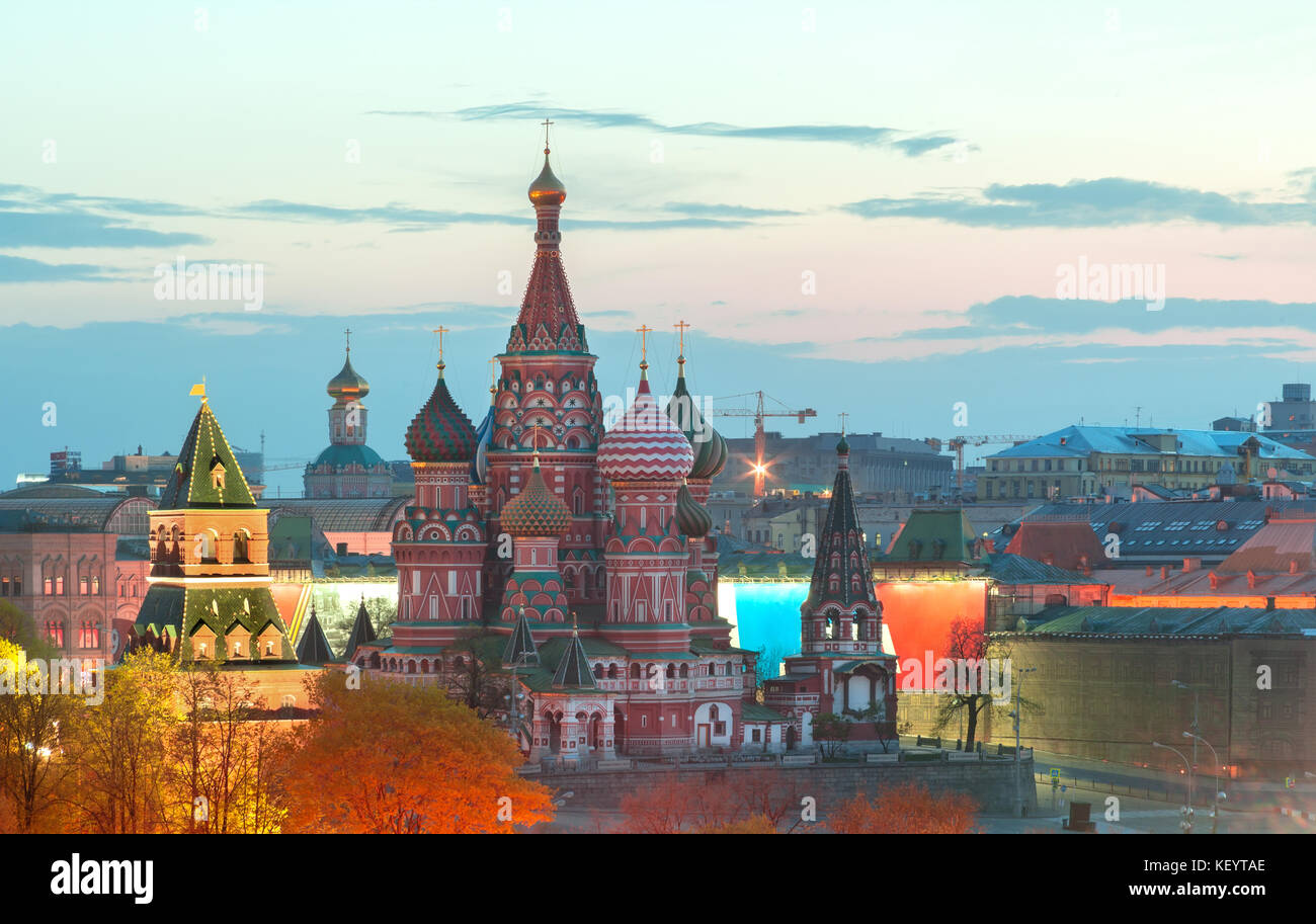 La mattina presto vista San Basilio senza luce Mosca, Russia Foto Stock