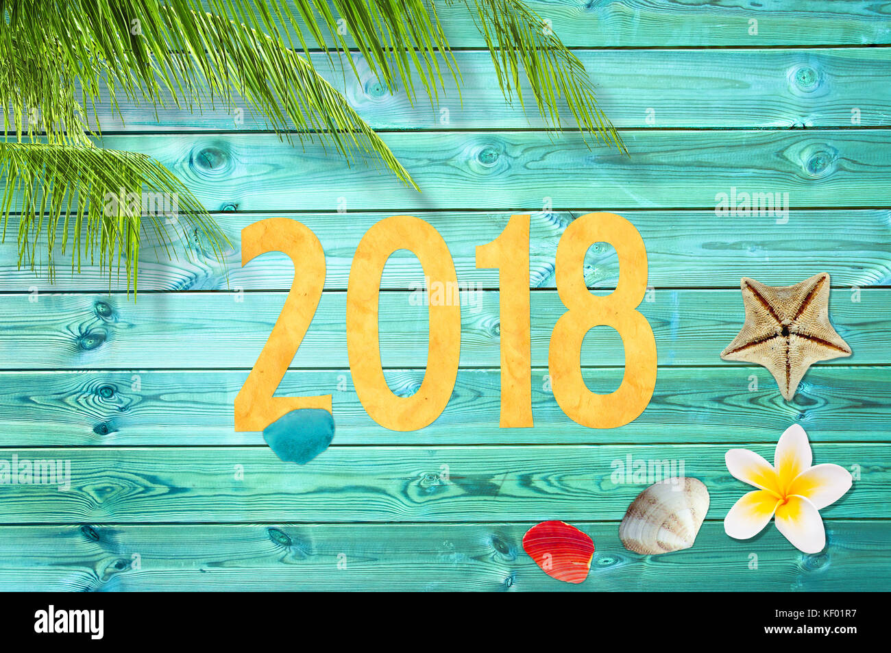 Carta tagliata 2018, vacanza tropicale sfondo con palme e conchiglie Foto Stock