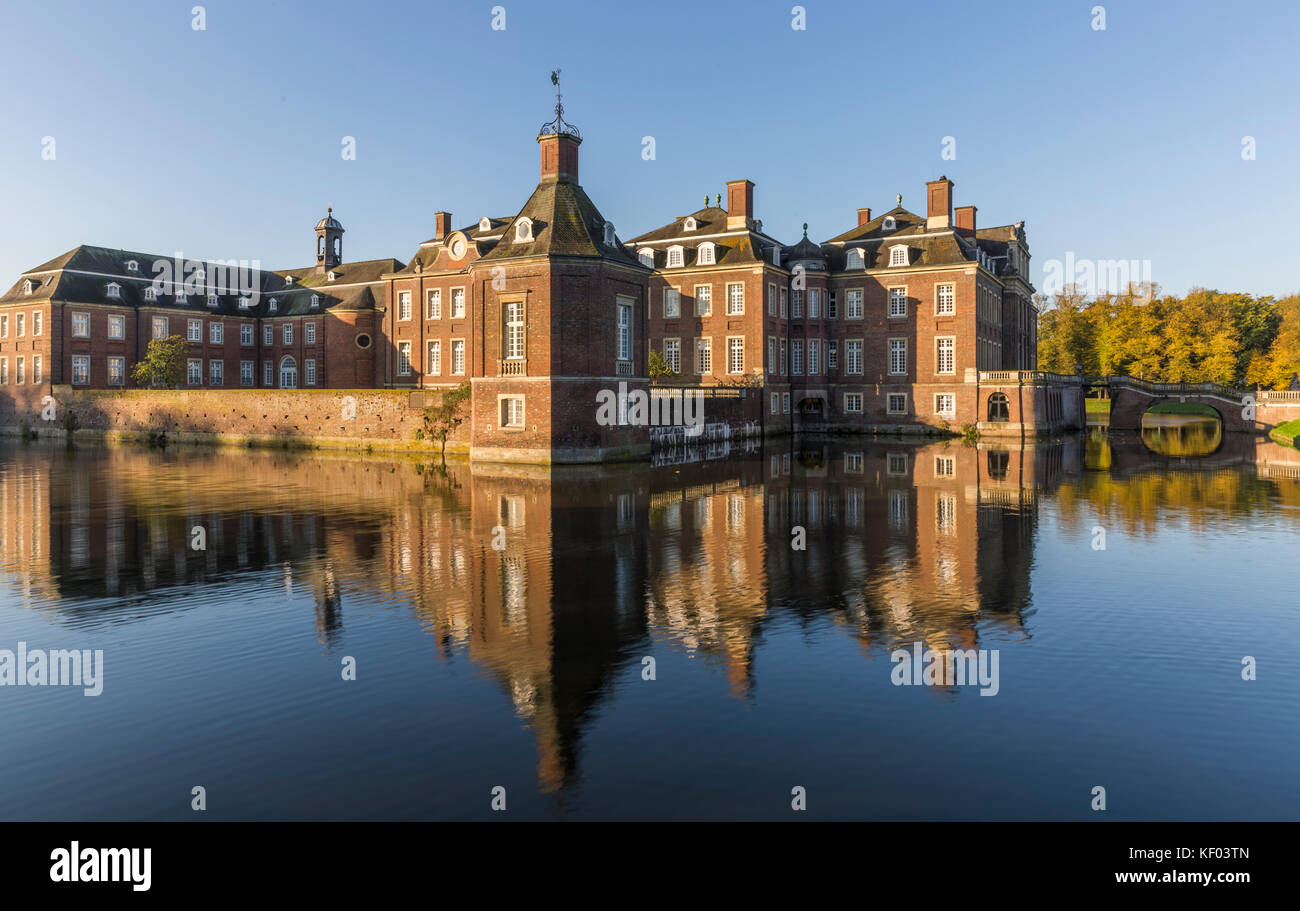 Nordkirchen moated il castello in Germania, noto come la Versailles di Westfalia Foto Stock