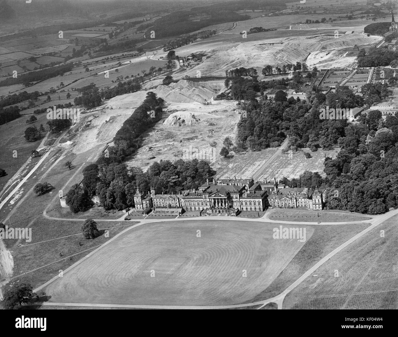 Wentworth Woodhouse, Rotherham, South Yorkshire. Vista aerea da Aeropictorial. Agosto 1946. Foto Stock