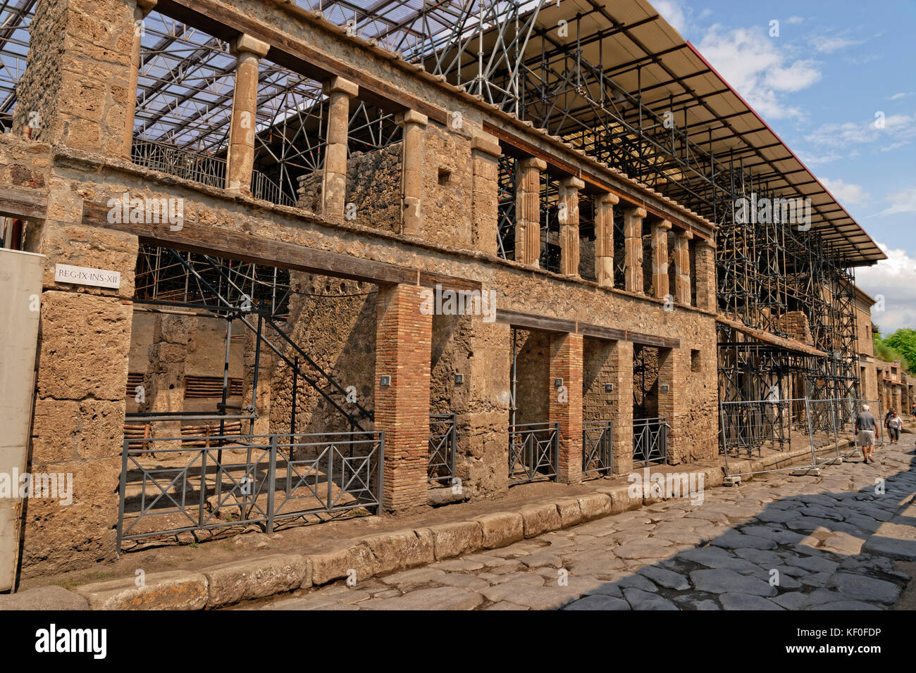 Negozi ecc.presso le rovine di una città romana di Pompei a Pompei Scavi, vicino napoli, Italia meridionale. Foto Stock