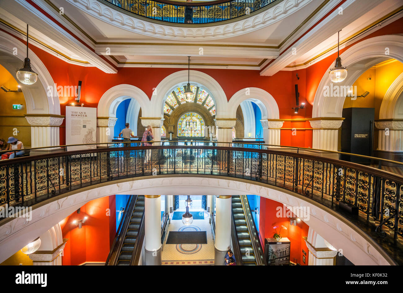 Australia, Nuovo Galles del Sud, Sydney, vista interna sotto la cupola centrale di Queen Victoria Building Foto Stock