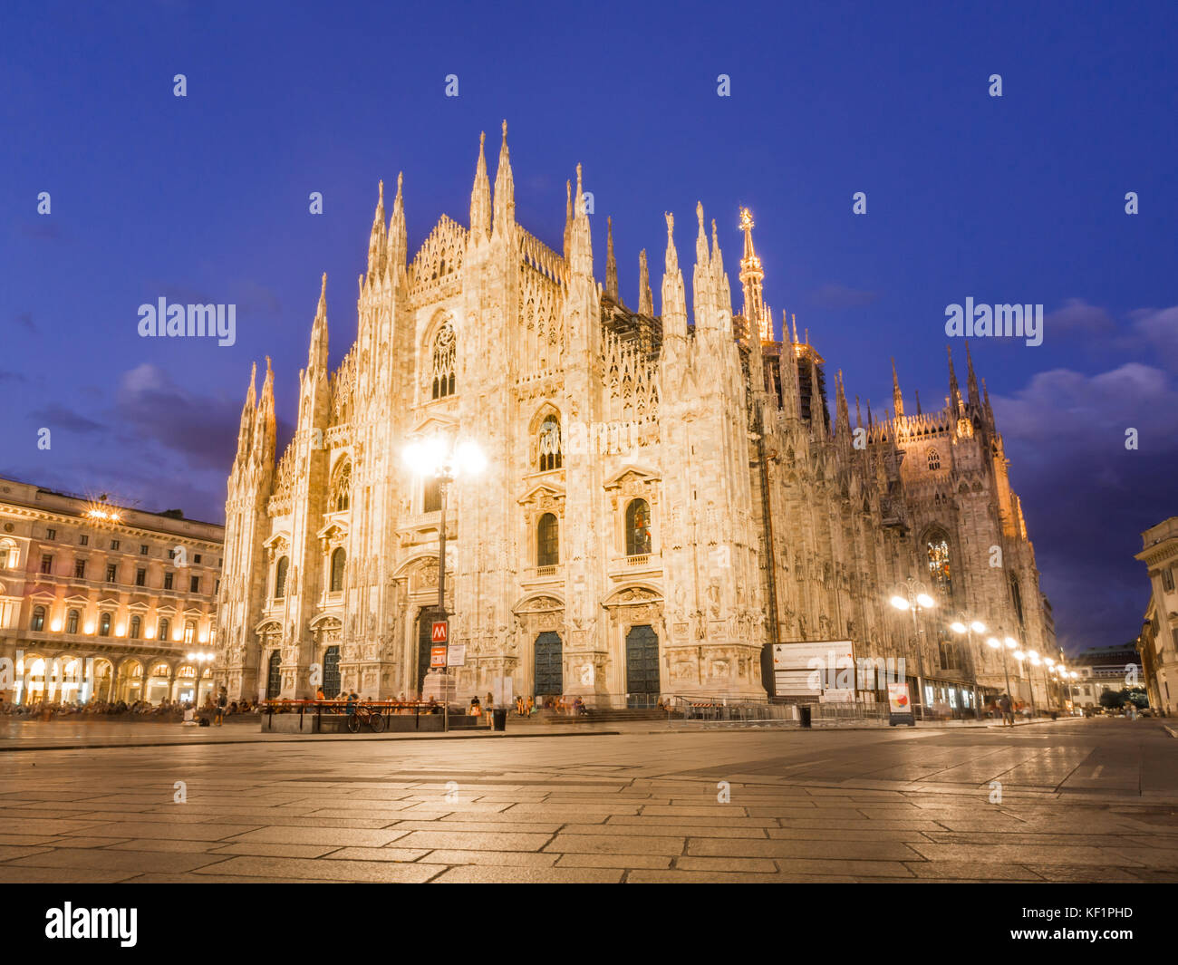 Milano, Italia - agosto 09,2017: il Duomo di Milano e il duomo di Milano e di notte. Foto Stock