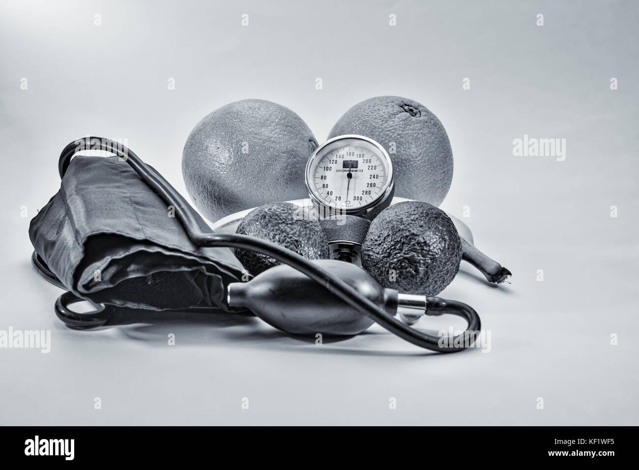 La frutta sana per il cuore e la pressione sanguigna sana Foto Stock