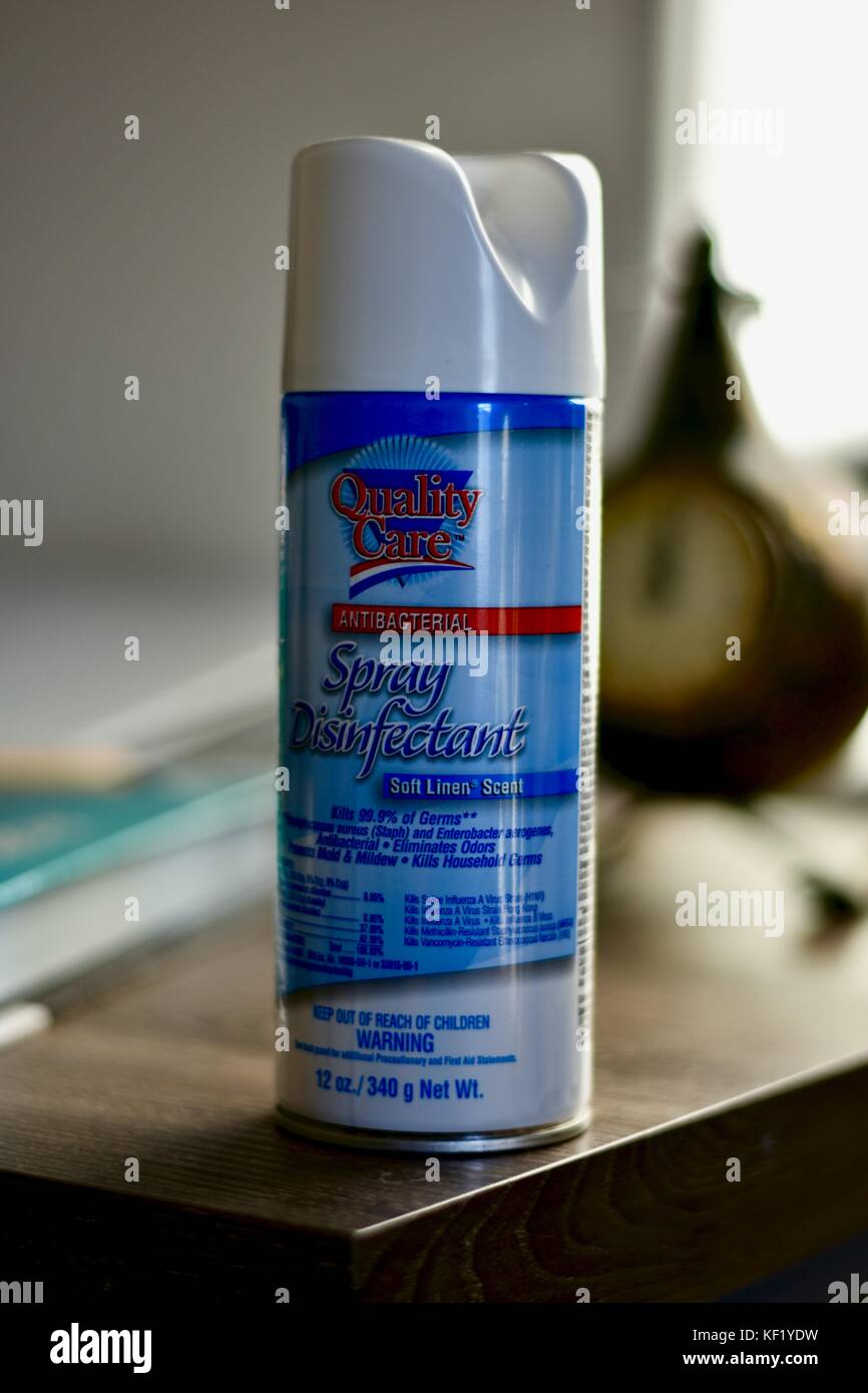 Spray disinfettante generico per la cura della qualità Foto Stock