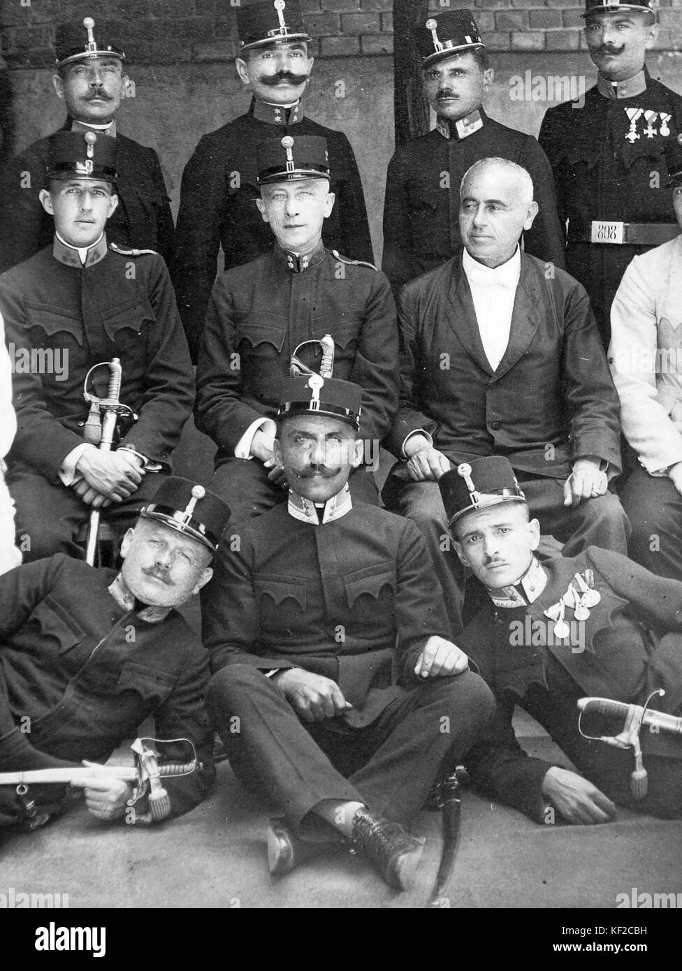 Tableau, uomini, uniforme, spada, militare, medaglia, COP 8236 Foto Stock