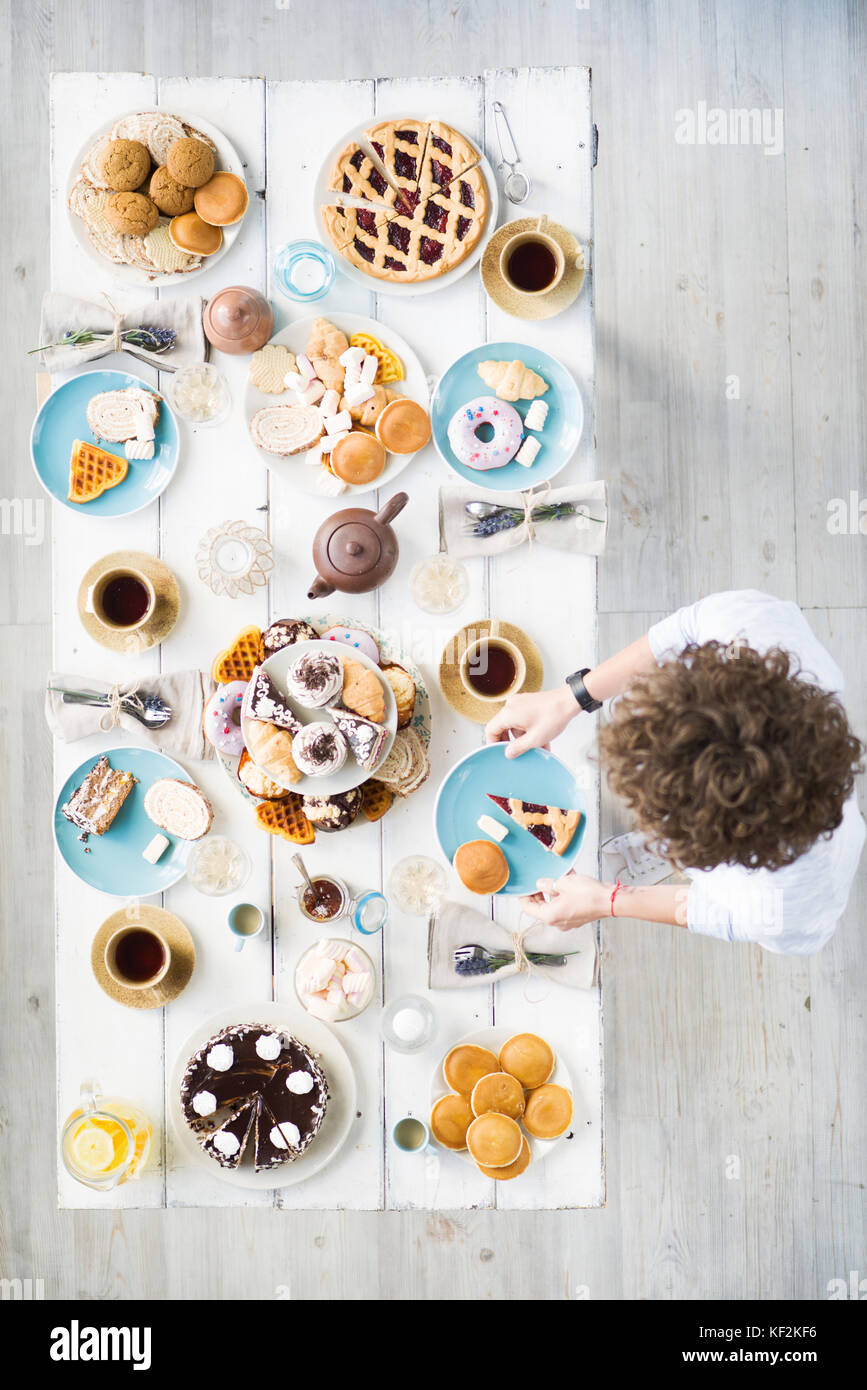 Preparazione per la festa Foto Stock