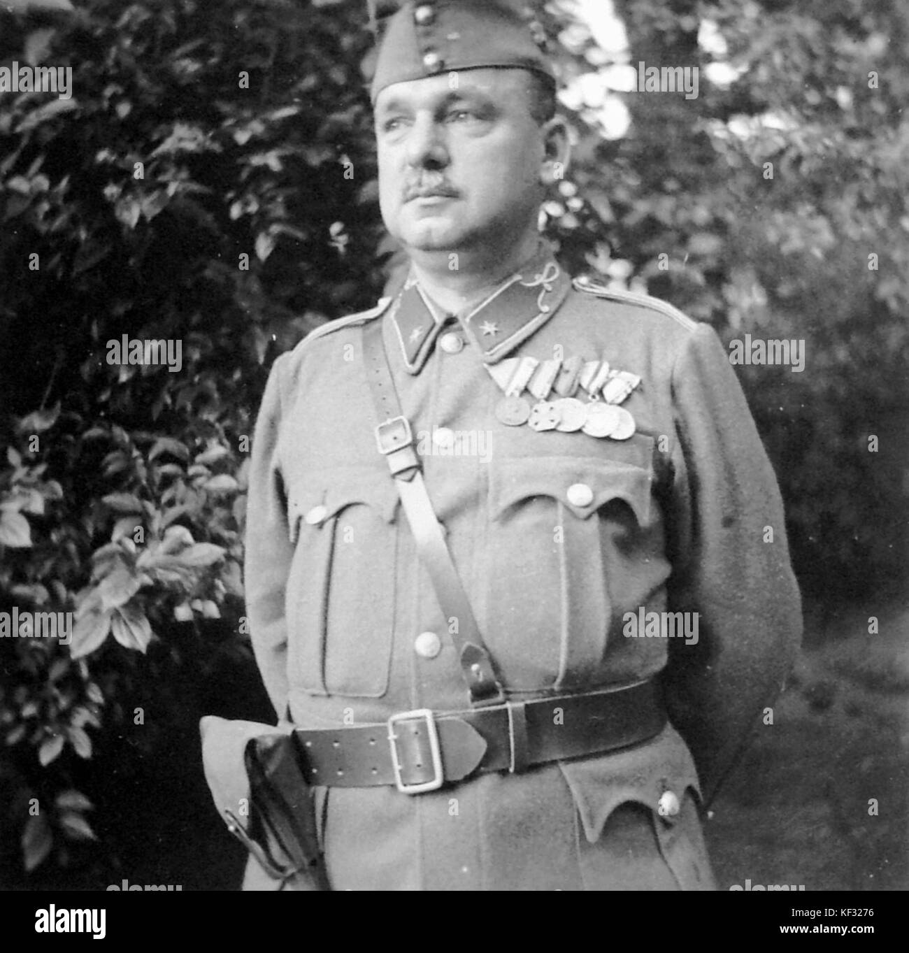 Ritratto, uomo, medaglia, pistola fondina 2414 Foto Stock