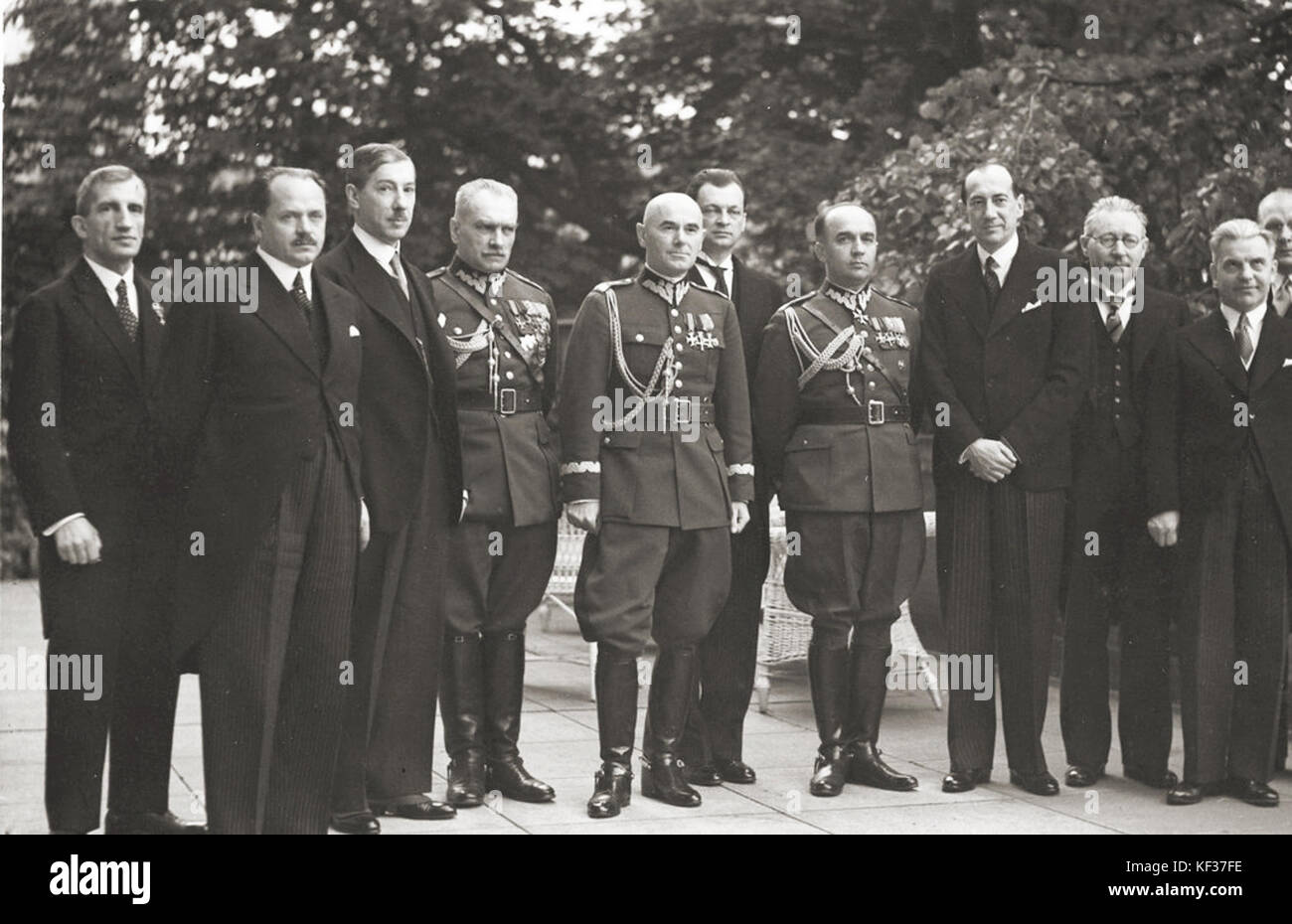 Questo si riferisce al governo polacco sotto la guida di Skladkowski nel 1936. Il riferimento è probabilmente parte dei documenti storici che documentano la struttura politica e governativa della Polonia durante quel periodo. Foto Stock