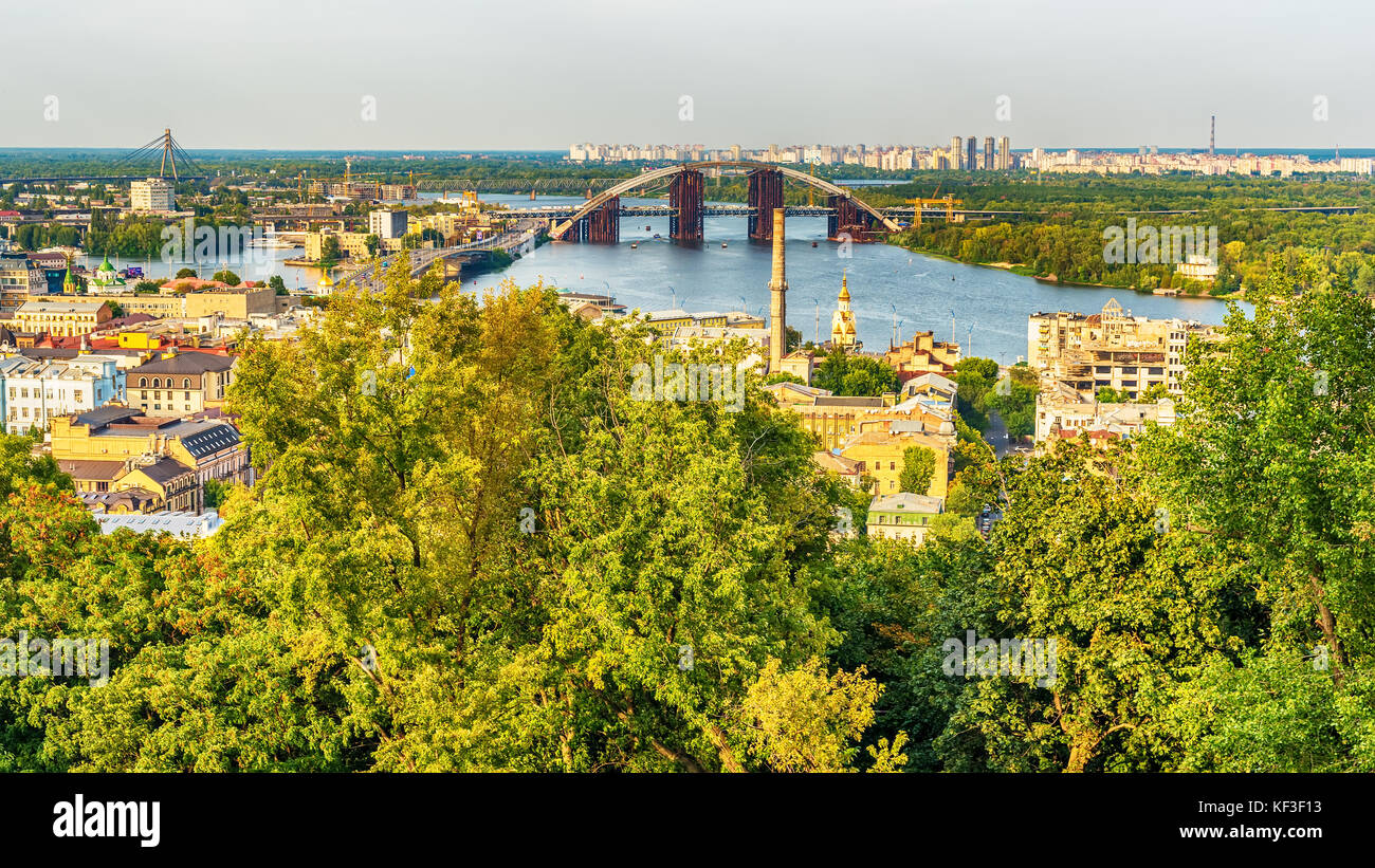 Kiev o kiyv, ucraina: antenna vista panoramica del centro della città Foto Stock