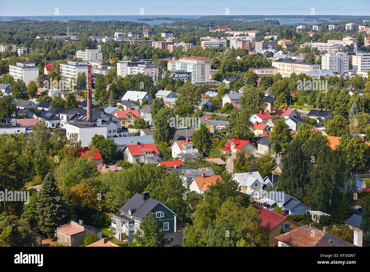 Tradizionale città finlandese di Rauma dal punto di vista torni. scenic Finlandia Foto Stock