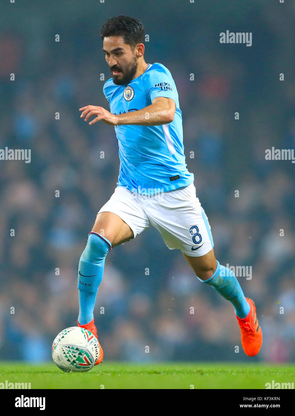 Ilkay Gundogan di Manchester City durante la Carabao Cup, quarto incontro all'Etihad Stadium di Manchester. PREMERE ASSOCIAZIONE foto. Data immagine: Martedì 24 ottobre 2017. Guarda la storia di calcio della PA Man City. Il credito fotografico dovrebbe essere: Tim Goode/PA Wire. RESTRIZIONI: SOLO USO EDITORIALE non utilizzare con audio, video, dati, elenchi di apparecchi, logo di club/campionato o servizi "live" non autorizzati. L'uso in-match online è limitato a 75 immagini, senza emulazione video. Nessun utilizzo nelle scommesse, nei giochi o nelle pubblicazioni di singoli club/campionati/giocatori. Foto Stock