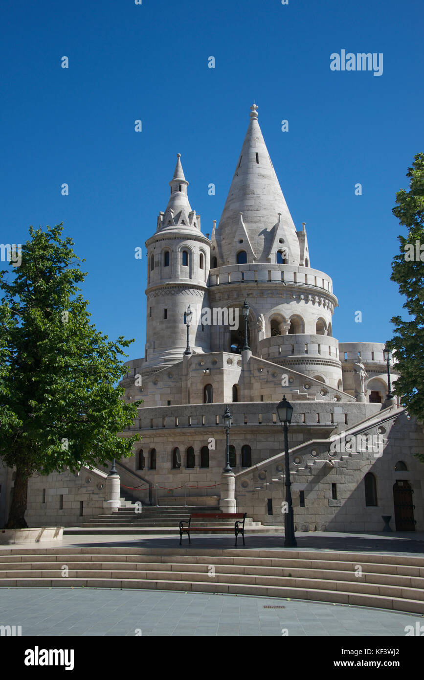 Neoromanica torrette Bastione del Pescatore del Quartiere del Castello di Buda superiore Budapest Ungheria Foto Stock