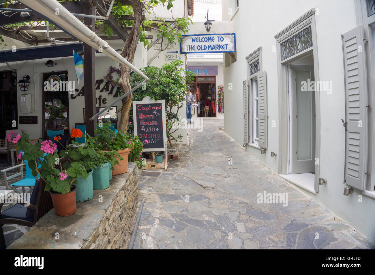 Gasse in der Altstadt von Naxos-Stadt, Zugang Zum Alten Markt, Naxos, Kykladen, Aegaeis, Griechenland, Mittelmeer, Europa | Alley alla città vecchia di N Foto Stock