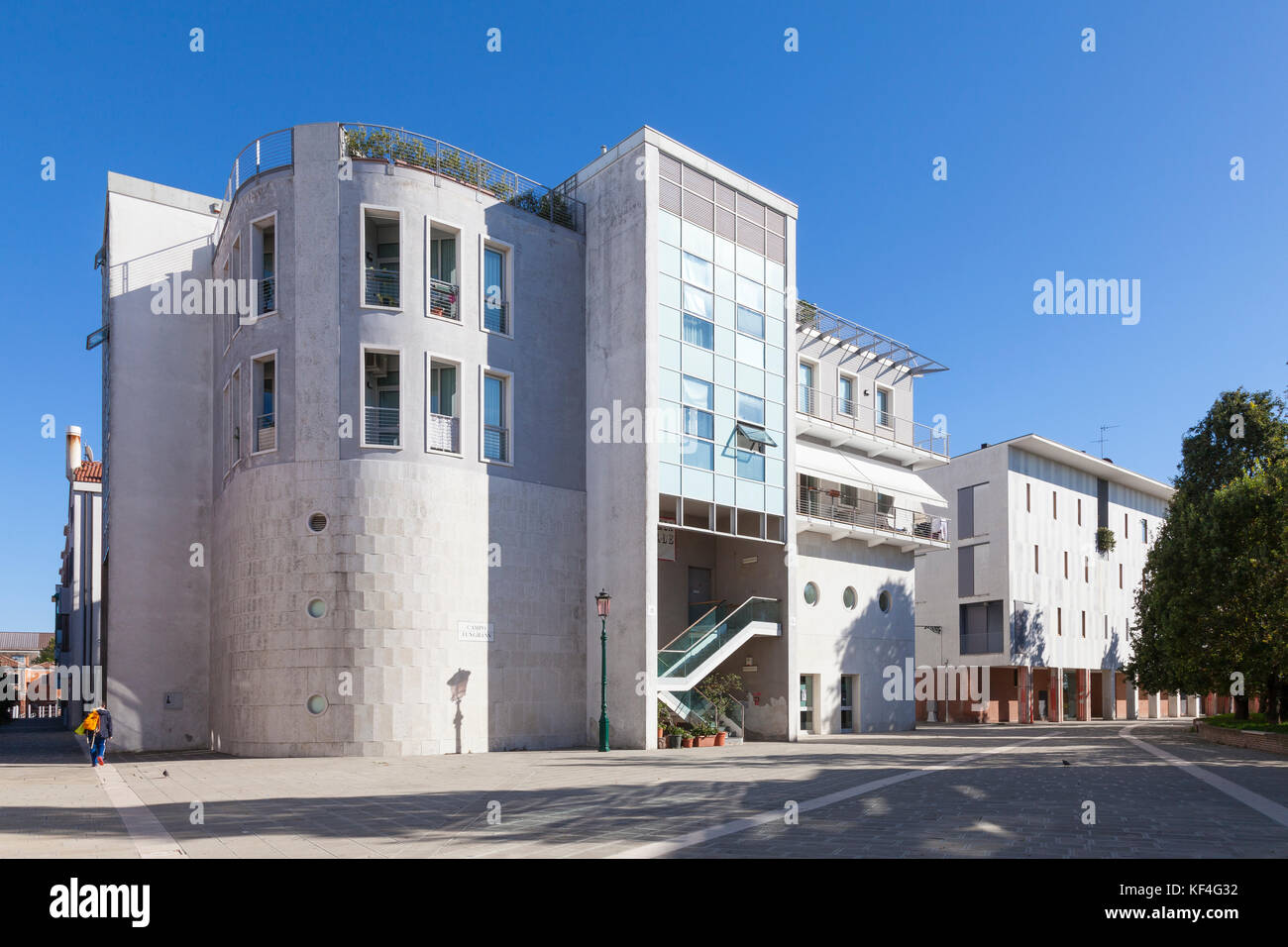 Teatro Junghans, campo Junghans, Giudecca, Venezia, Veneto, Italia. Questa fabbrica di strumenti di precisione ristrutturata ospita ora l'Acata teatrale veneziana Foto Stock