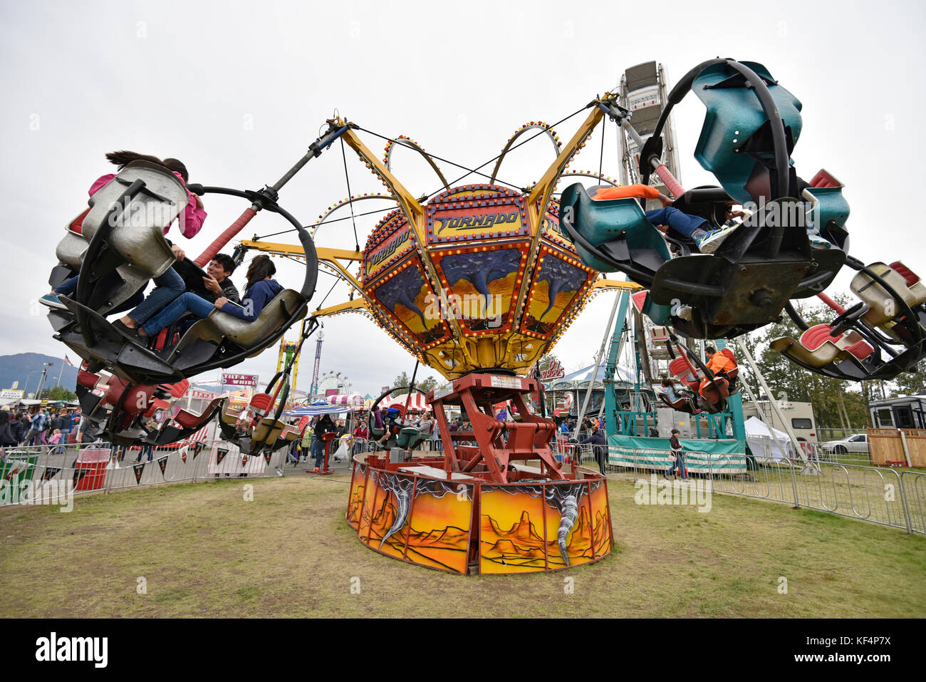 Il carnevale, ride, state fair, Alaska state fair, Palmer, Alaska, Idaho, Stati Uniti d'America, Carnival ride, parco divertimenti, bambini, boy, ragazza, bambino, divertente, bambini Foto Stock