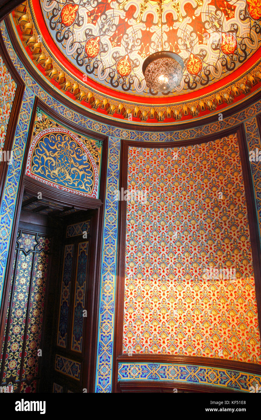 Francia Aquitania pirenei atlantiques (64), paese basco, provincia di labord, Hendaye, abbadia castello, camera per fumatori nel soggiorno Foto Stock