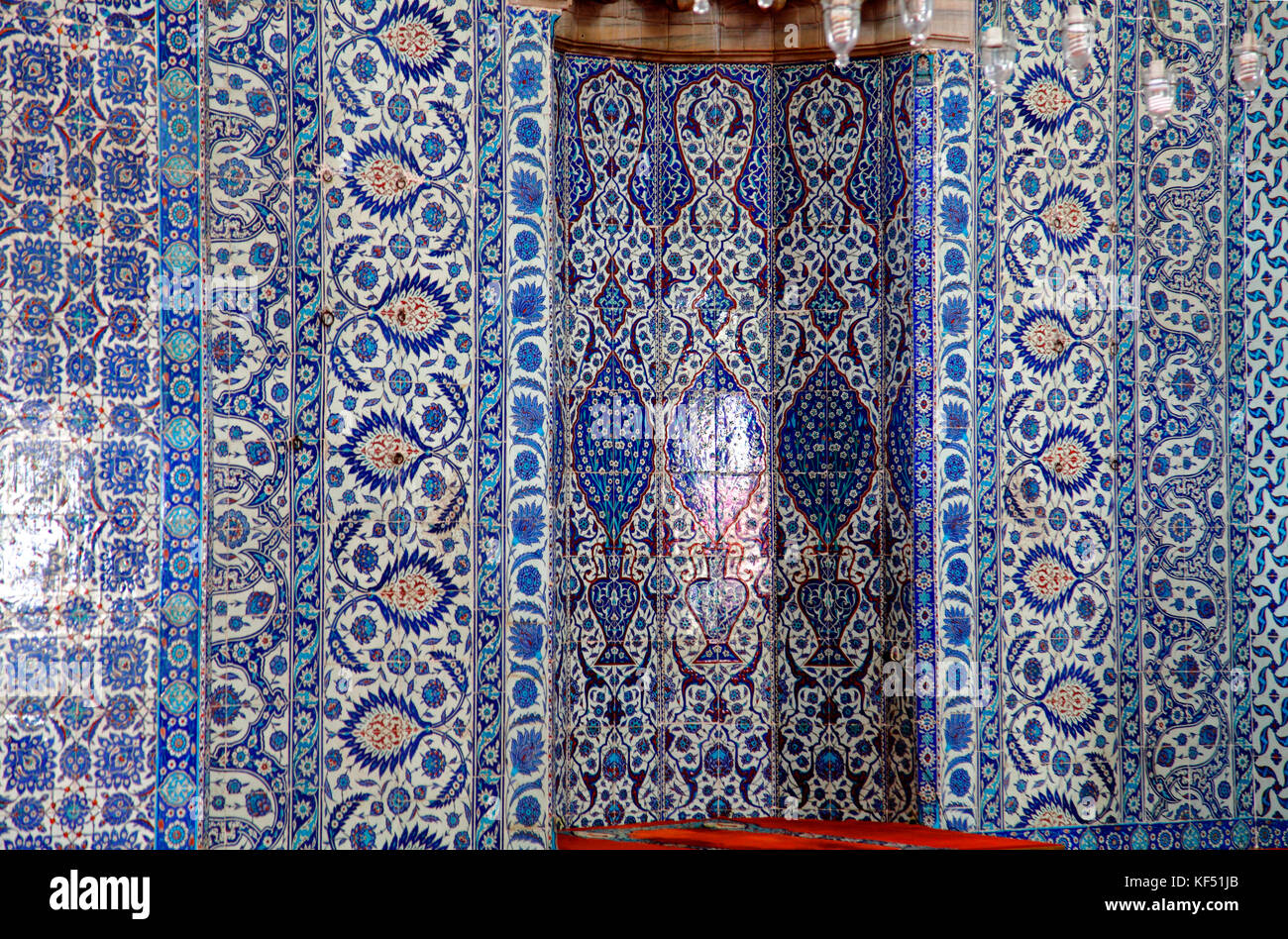 Turchia, Istanbul (comune di Fatih), quartiere di Eminonu, moschea di Rustem Pasa Foto Stock