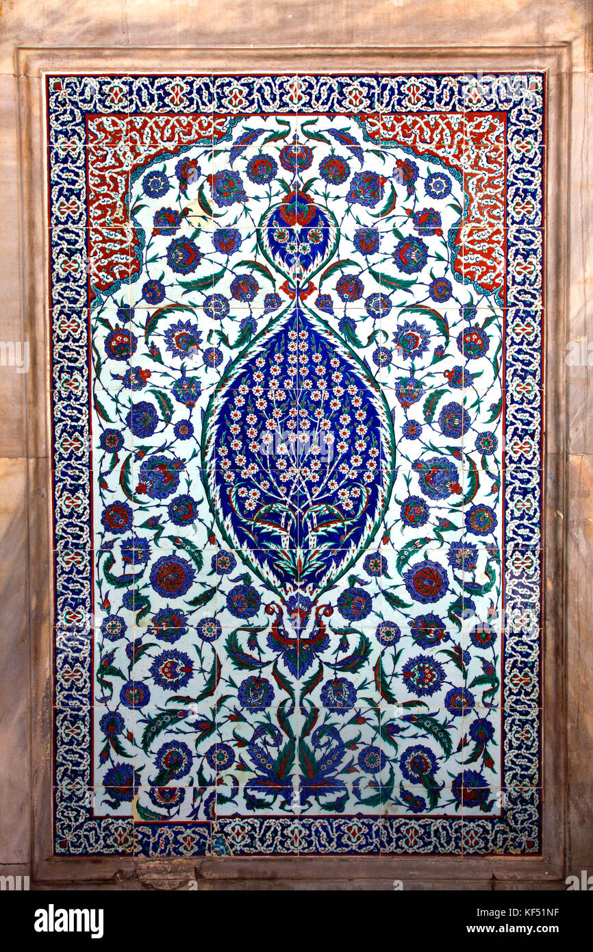 Turchia, Istanbul, comune di Fatih, distretto di Sultanahmet, Basilica di Santa Sofia (museo di Aya Sofia), mausoleo di Selime II, terracotta di Iznik Foto Stock