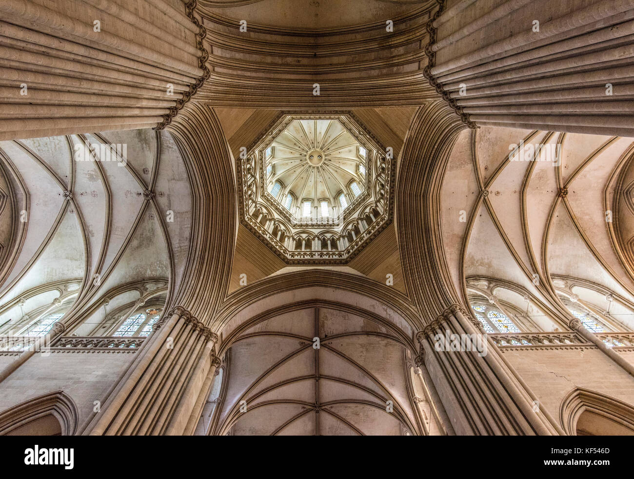 In Normandia, Manche, notre dame de Coutances cattedrale, attraversando e torre lanterna (monumento storico) Foto Stock