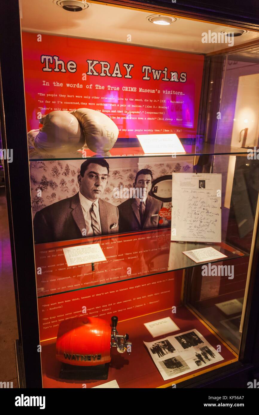 Inghilterra, east sussex, Hastings, il crimine vero museo, presentano del Kray Twins memorabilia Foto Stock